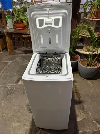 Lavadora Blanca Poco Uso