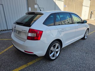 Skoda Spaceback Rapid 2015