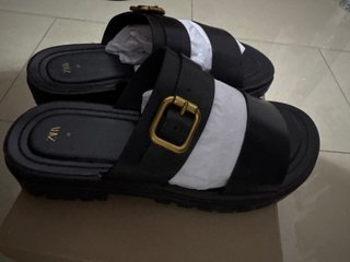 Sandalias Zara Negras Hebilla Talla 38