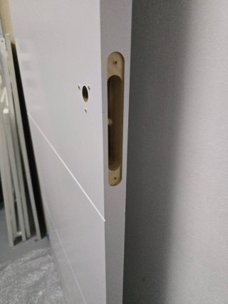 Puerta interior blanca 211x72,5cm apertura Izq.
