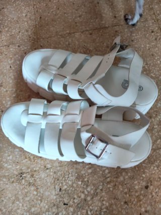 "Regalo"Sandalias blancas mujer talla 41