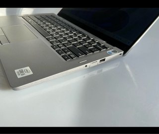 Portátil DELL i5 10ª Gen 16GB RAM SSD 256GB