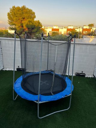 Cama elástica infantil con red de seguridad
