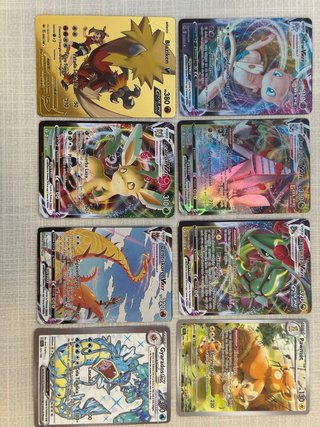 Lote Cartas Pokémon VMAX y Raras