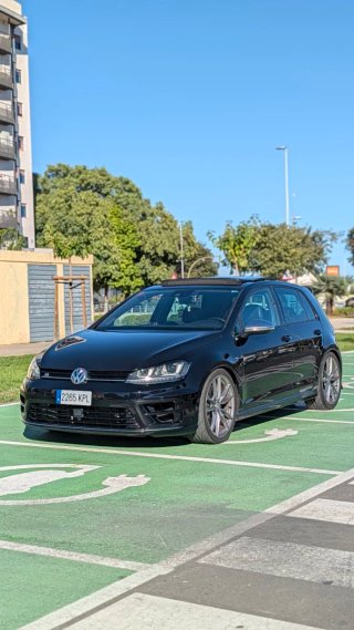 Volkswagen Golf R