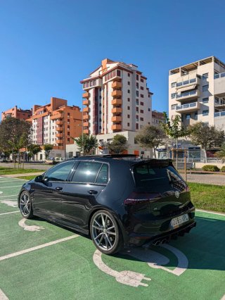 Volkswagen Golf R