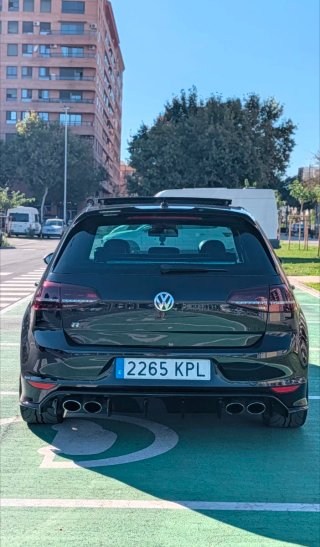 Volkswagen Golf R