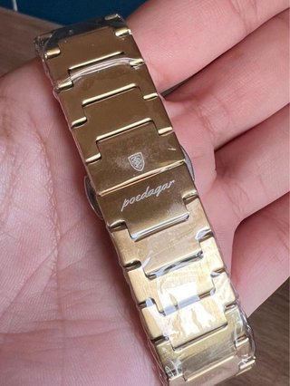 Reloj Poedagar Dorado