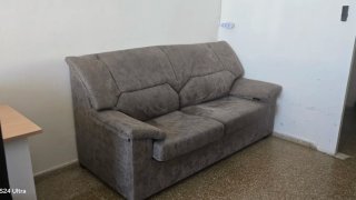 Sofás de tela grises (2 plazas)