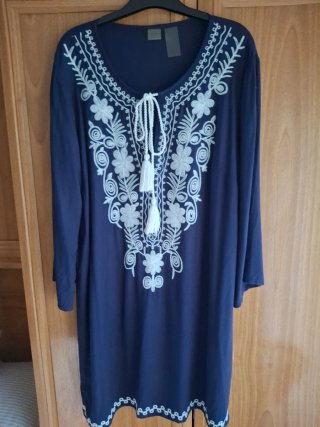 Vestido Túnica Bordado Azul