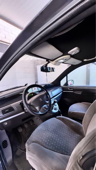 peugeot 807