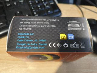 Luz de emergencia V16 Geolocalizada DGT
