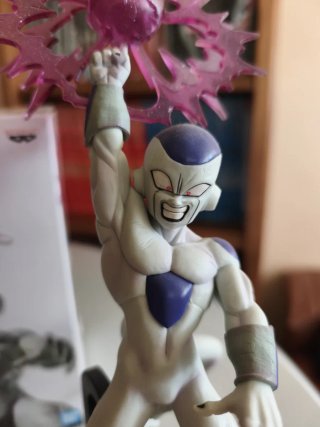 Figura Frieza GX Materia