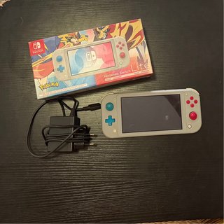 Nintendo Switch Lite Edición Pokémon