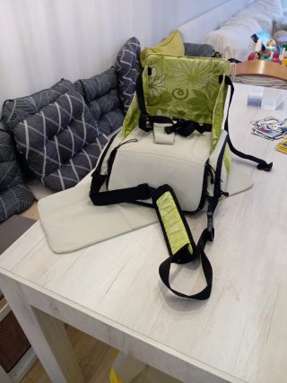 Trona de viaje alzador para bebé
