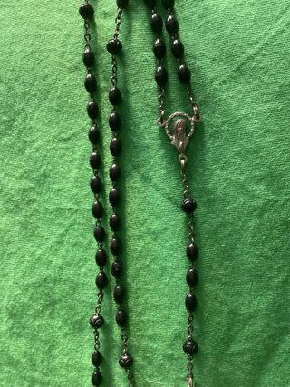 Rosario nero con croce
