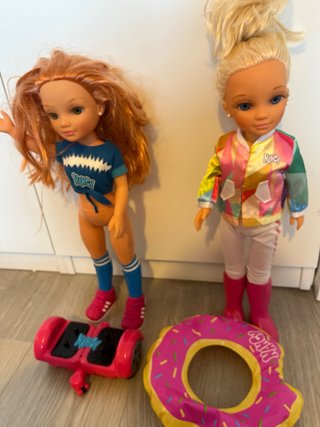 2 Muñecas Nancy con Accesorios