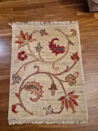 Alfombra lana 63x48 cm