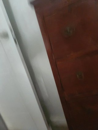 Mueble antiguo de madera