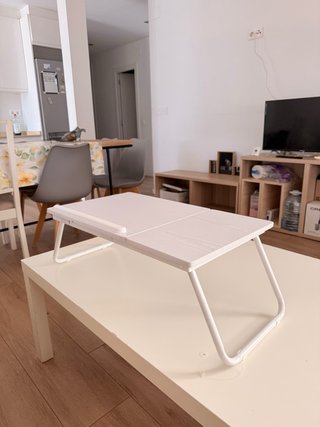 Mesita auxiliar blanca plegable