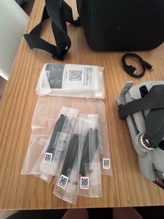 DJI Mini 4 Pro Fly More Combo practicamente nuevo