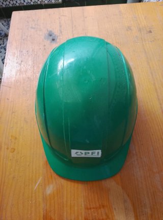 Casco de obra verde PFI