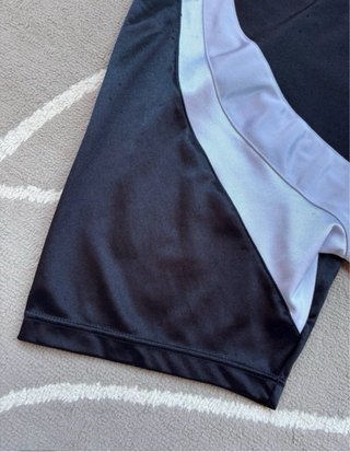 Camiseta Nike Baloncesto Negra y plateada Talla L
