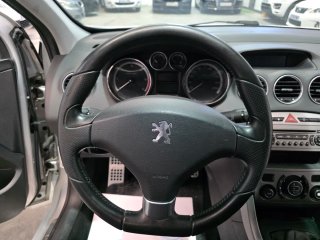 Peugeot 308 2011
