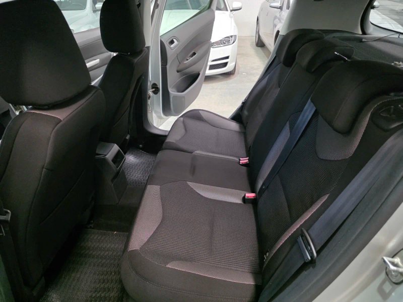 Peugeot 308 1.6 HDI Business Line 2011, foto 14