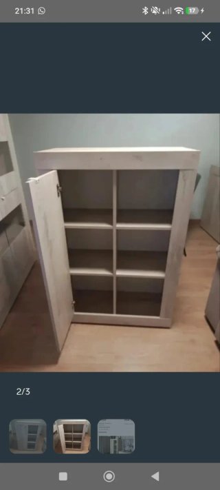 Mueble de comedor de madera