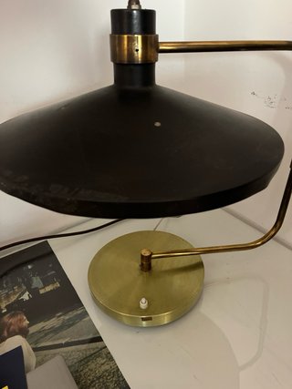 Lampada da tavolo Lumière - Design moderno ottone