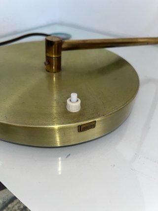 Lampada da tavolo Lumière - Design moderno ottone