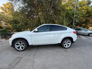 BMW X6 2011
