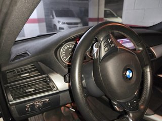 BMW X6 2011