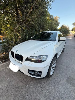 BMW X6 2011