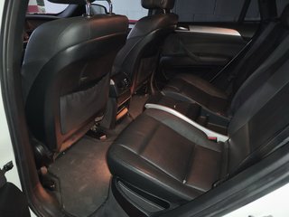 BMW X6 2011