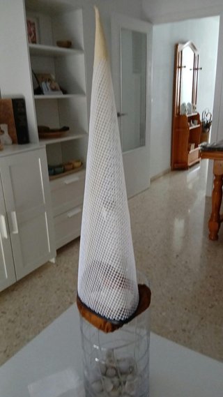 Capirote con rejilla