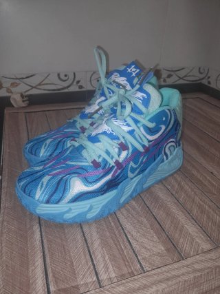 Zapatillas Baloncesto Nuevas Talla 38