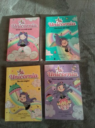 Lote 4 Libros Unicornia - Ana Punset (del 1 al 4)