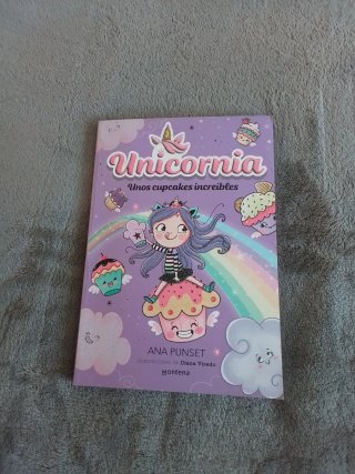 Lote 4 Libros Unicornia - Ana Punset (del 1 al 4)