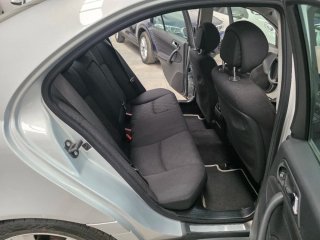 Mercedes-Benz Clase C 2005