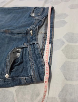 Jeans flare Bershka talla 40