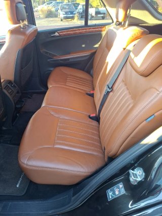 Mercedes-Benz ML 280 CDI — Pack AMG — Equipación c
