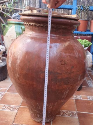 Tinaja de barro antigua Fábrica de José Polo