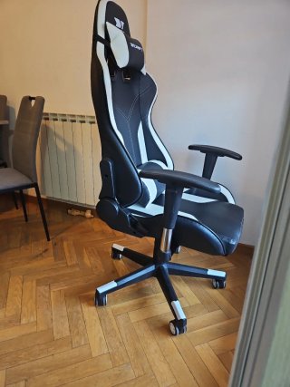 Silla Gamer Drift Negra y Blanca