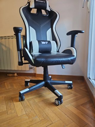 Silla Gamer Drift Negra y Blanca