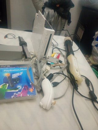 Nintendo Wii + PlayStation Move + Juego