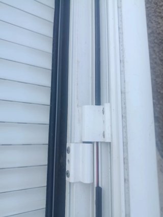 Ventana exterior aluminio 1.47x0.70