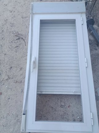 Ventana exterior aluminio 1.47x0.70
