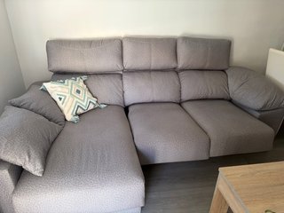 Sofá modular gris de tela